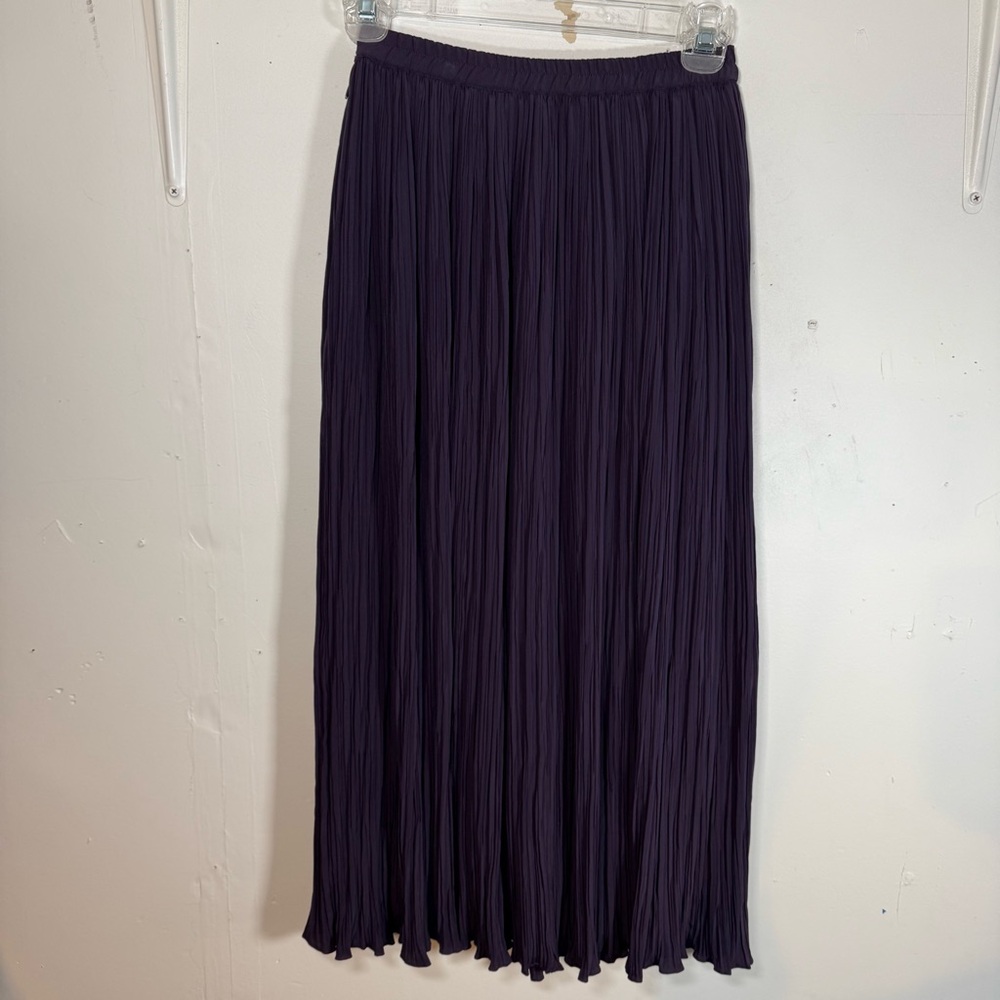 WOMENS MEDIUM HIGH WAISTED‎ MIDI PURPLE SKIRT PLEATED LINED DARK FEMININE PREPPY - Picture 5 of 15